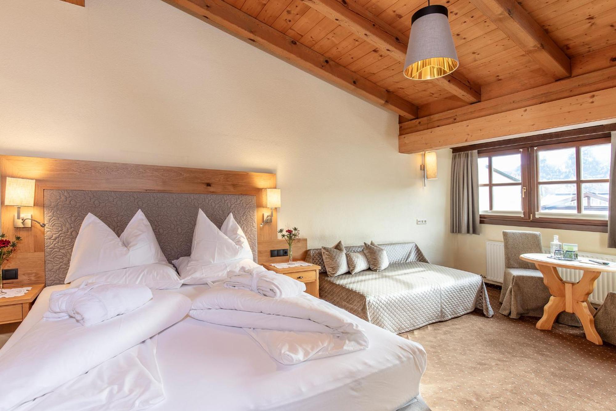 Hotel Hubertus Inkl Summer Card Solden Ngoại thất bức ảnh